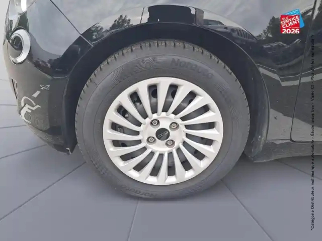 Fiat 500 e 95ch action plus — photo 10