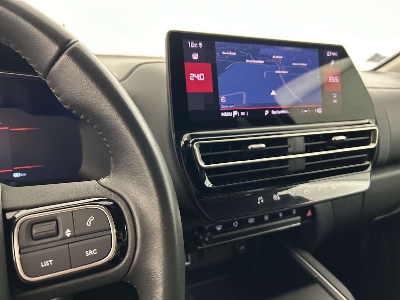 Citroën C5 Aircross — photo 12