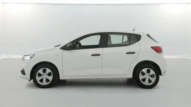 Dacia Sandero sce 65 - 22 — photo 11