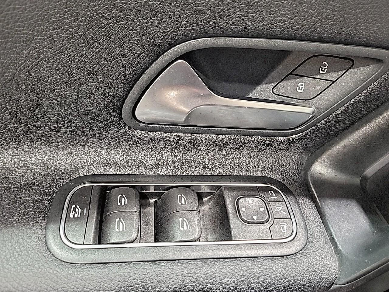 Mercedes Classe A 180 d 7g-dct style line — photo 23