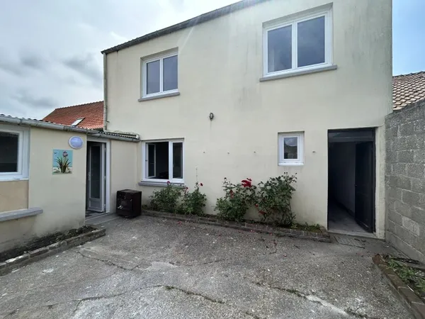 Maison à louer à l'année - RUE 80120- Libre de suite - Vide