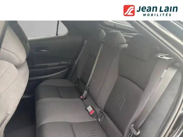 Toyota C-Hr phev 225 — photo 35