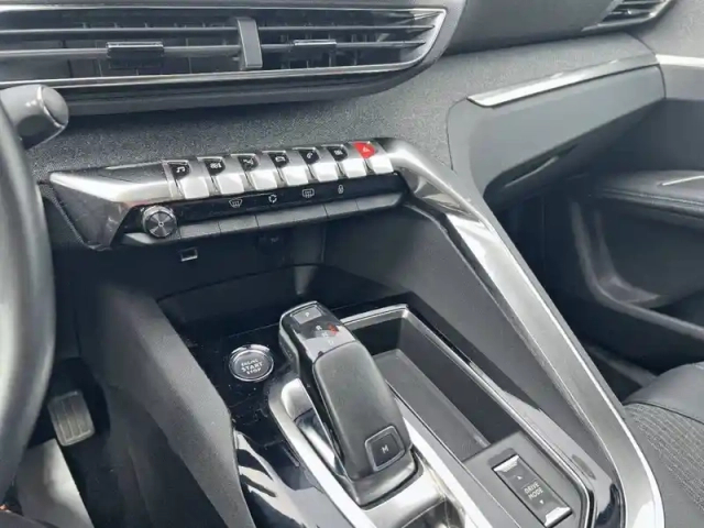 Peugeot 3008 puretech 130ch s&amp;s eat8 — photo 19