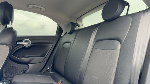 Fiat 500X 1.6 Multijet 120 - City Cross – 2018 – 136782 km – Diesel – Boîte Manuelle — photo 32