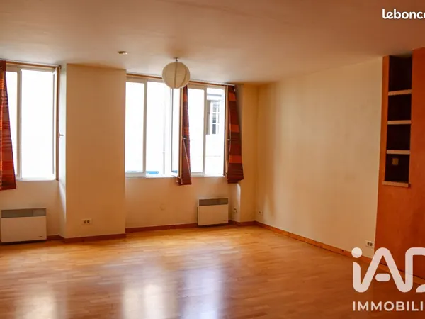 Appartement 2 pièces 64 m²