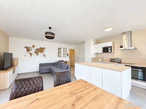 T4 82 m² - Terrasse + Garage fermé 17 m² - Saint-Priest