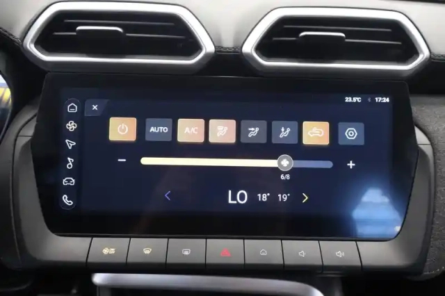 Mg Zs 1.5 l hybrid+ 197 ch — photo 62