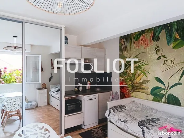 Studio 1 pièce 19 m²