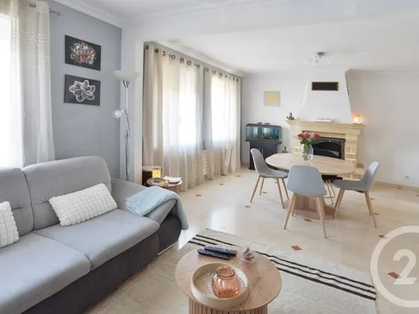 Maison de plain-pied 6 pièces 130 m²