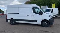 Renault Master F3500 L2H2 2.3 Blue dCi 135ch Confort Euro6E — photo 4