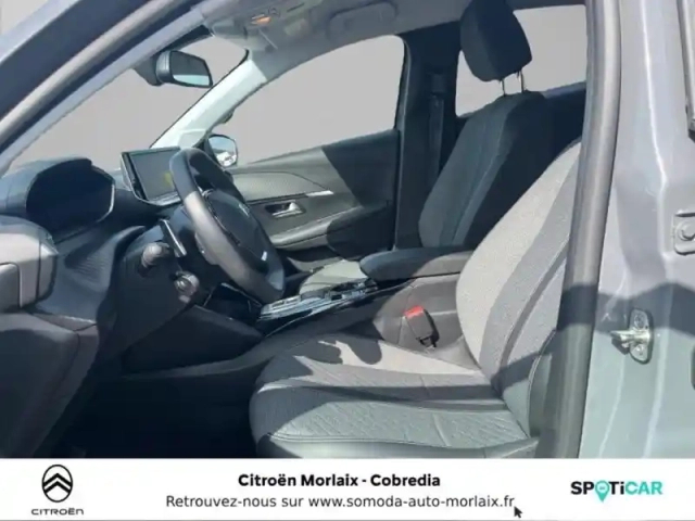 Peugeot 208 1.2 100ch s&amp;s allure — photo 9
