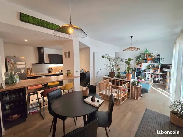 Duplex T4 de 90m² avec jardin