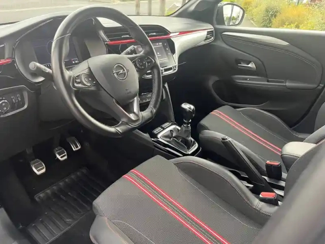 Opel Corsa 1.2 turbo 100 ch bvm6 — photo 19
