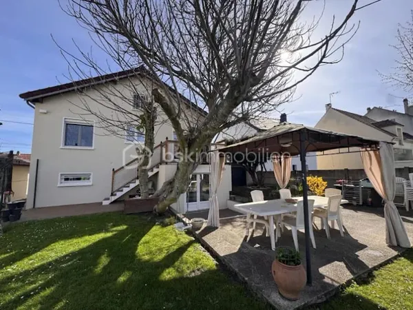 Maison 5 pièces 122 m²