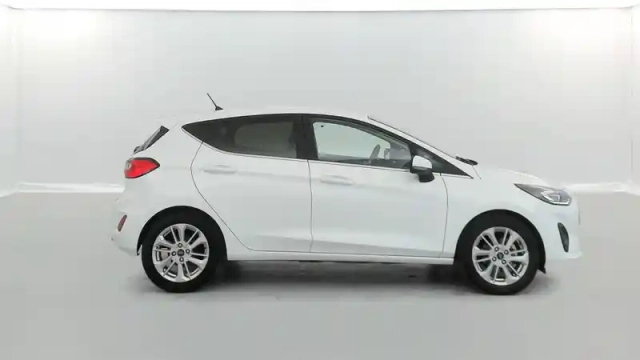 Ford Fiesta 1.0 flexifuel 95 ch s&amp;s bvm6 — photo 24