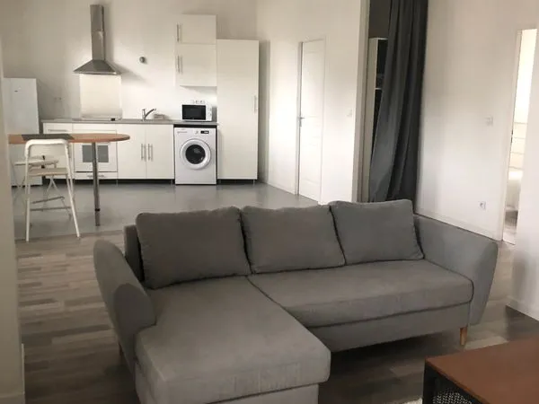 Appartement f2 saint jean de la ruelle