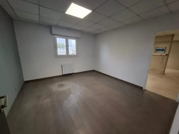 Bureaux 54 m²