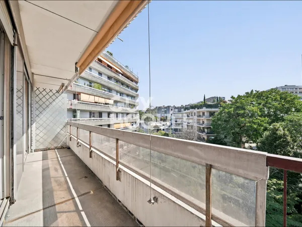 PARIS 15 - CONVENTION / 2 PIÈCES 46,54 M² - BALCONS, CAVE & PARKING