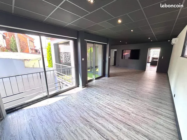 Immeuble 257 m²