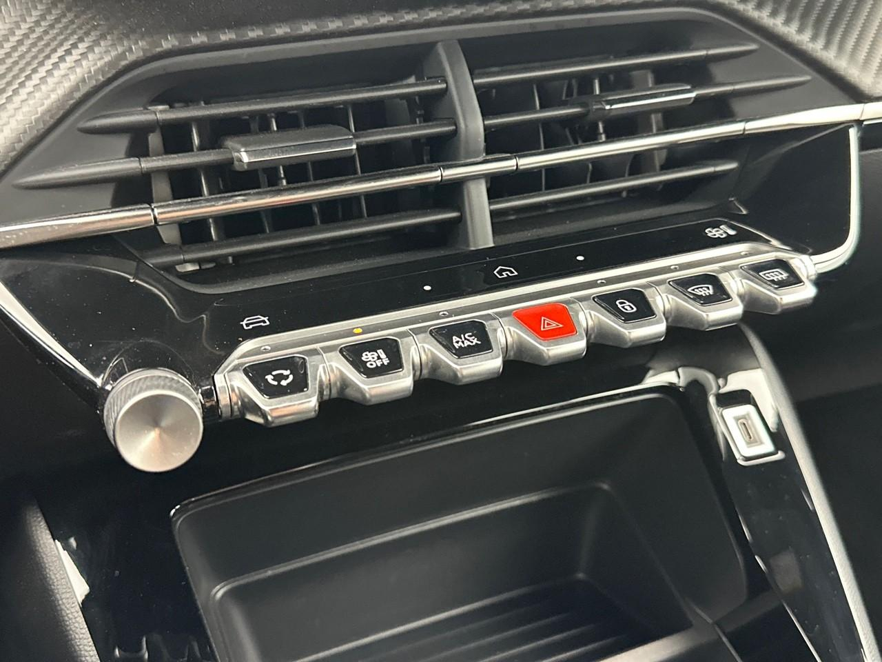 Peugeot 2008 100 s&s bvm6 style — photo 27