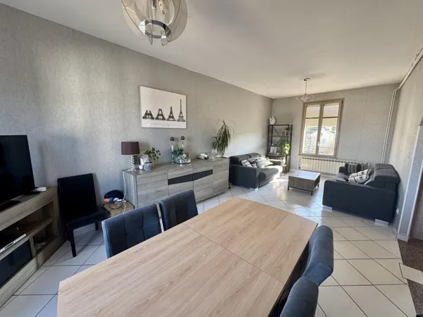 Immeuble 155 m²