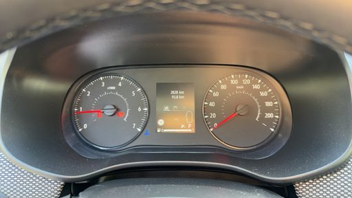 Dacia Sandero TCE 90 auto - Journey – 2025 – 2828 km – Essence – Boîte Automatique — photo 37