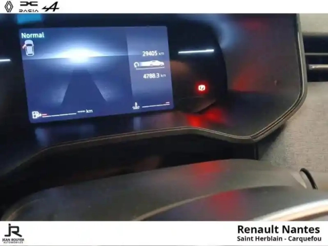 Renault Clio 1.0 tce 90ch evolution — photo 12