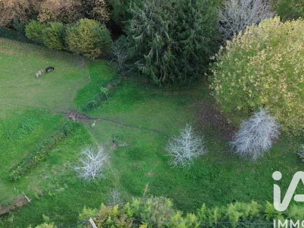 Terrain 1208 m²