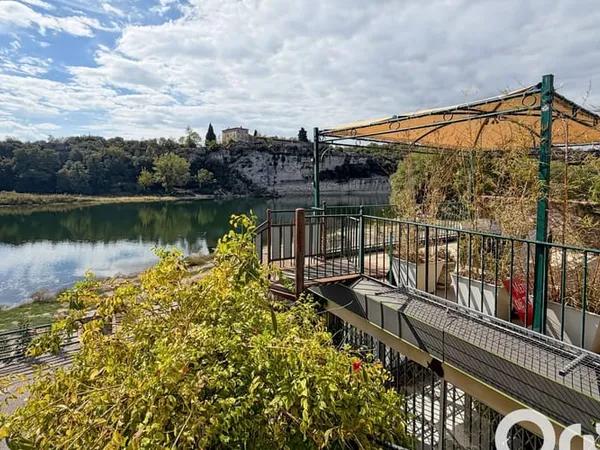 Maison 21 pièces 373 m²