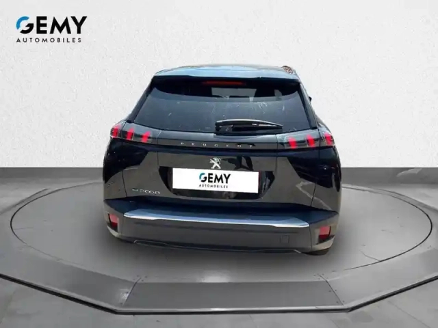 Peugeot 2008 electrique 136 ch — photo 5