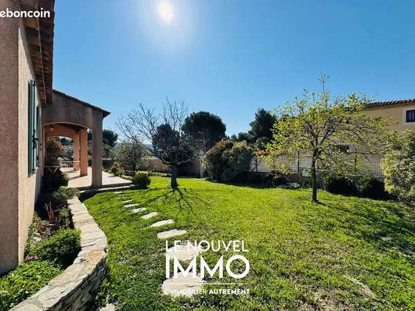 Superbe maison plain pied t5 - piscine - jardin - stationnement