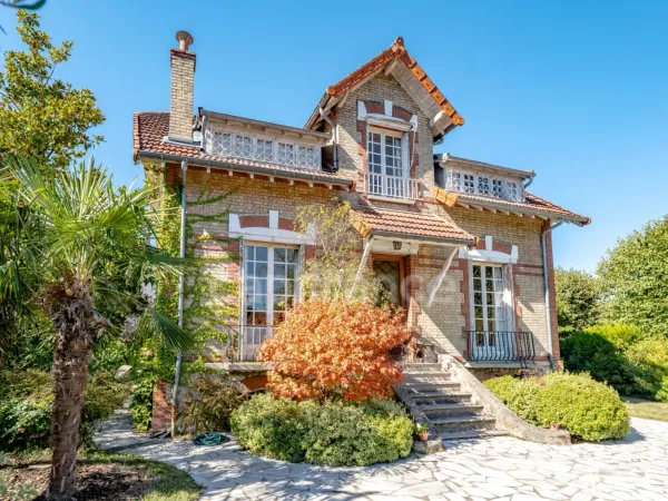 Maison 8 pièces 168 m²