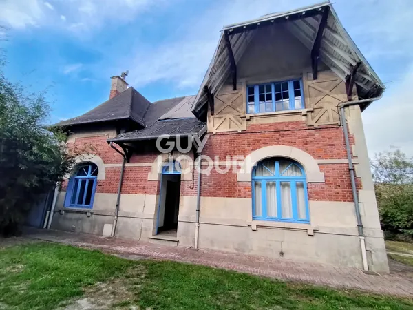 Maison de caractère - 4 chambres - 5 745 m² de terrain - 800 m² de dépendances
