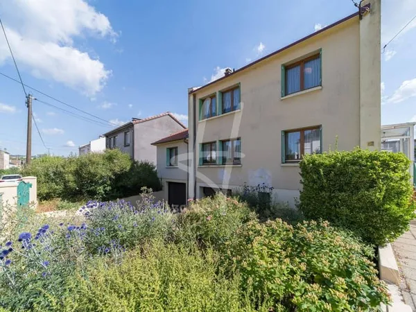 Maison 6 pièces 110 m²