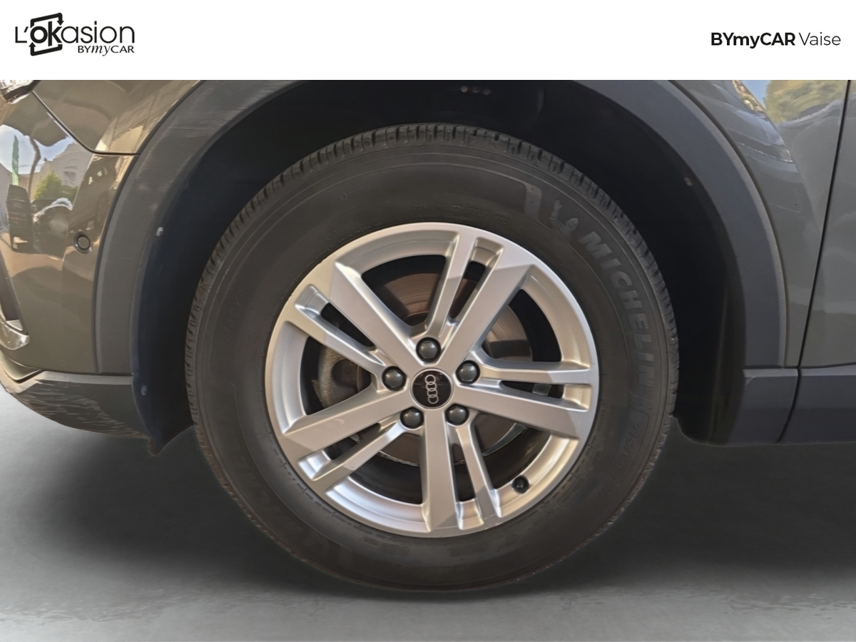Audi Q3 35 TFSI 150 ch S tronic 7 — photo 14