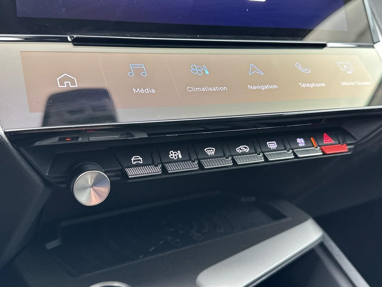 Peugeot 308 hybrid 145 e-dcs6 allure — photo 28