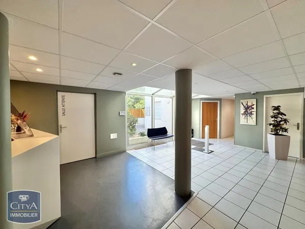 Bureaux 1 pièce 19 m²