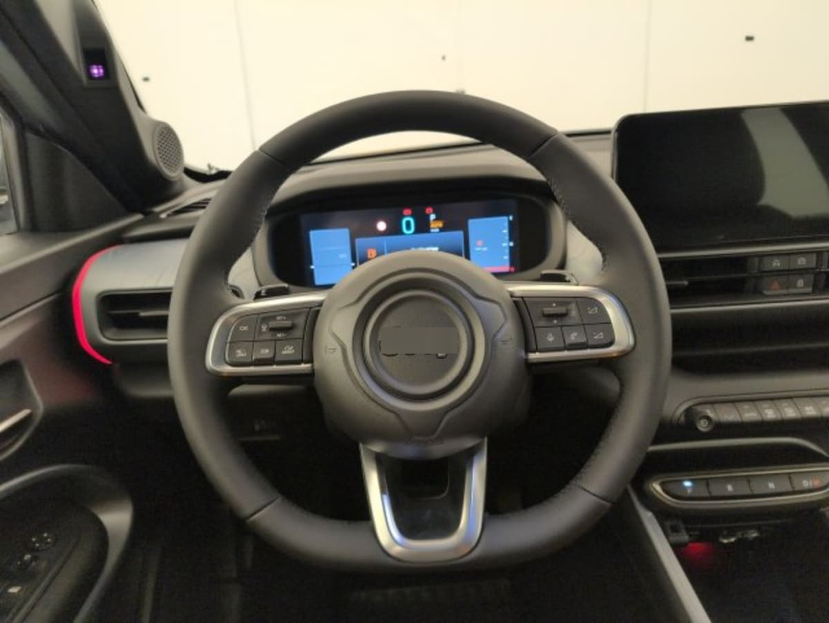 Jeep Avenger — photo 15