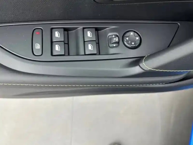 Peugeot 208 hybrid 110 e-dcs6 — photo 53