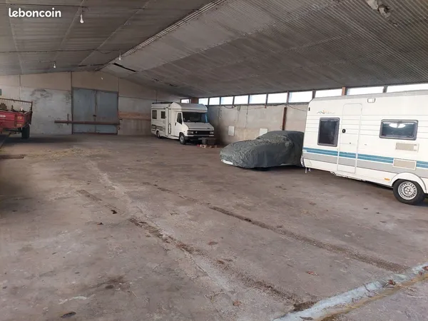 Location emplacement véhicules