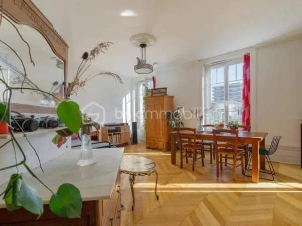 Appartement 1 pièce 51 m²