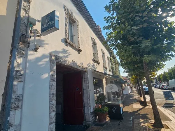 Maison + commerce
