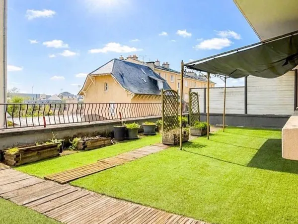 Appartement T2 centre ville avec grande terasse