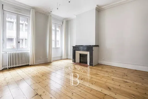 Appartement 6 pièces 125 m²