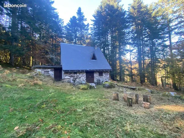 Authentique, bergerie en pierre au coeur des Pyrénées