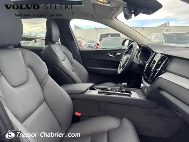 Volvo Xc60 t6 awd hybride rechargeable 253 ch+145 ch geartronic 8 ultra style dark — photo 9