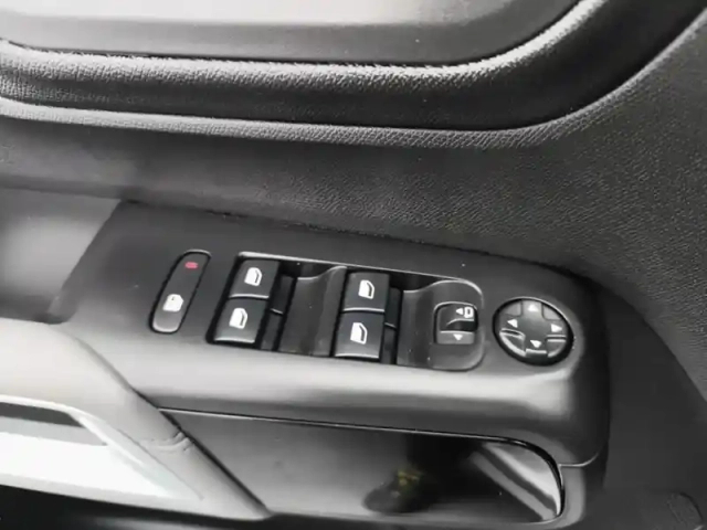 Citroën C5 Aircross puretech 130 s&amp;s bvm6 shine — photo 20