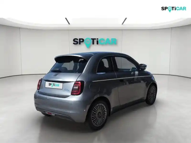 Fiat 500 e 118ch pack confort &amp; style my23 — photo 6
