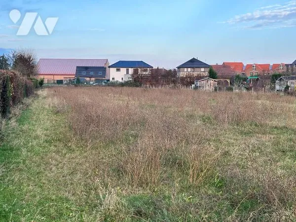 Terrain 720 m²