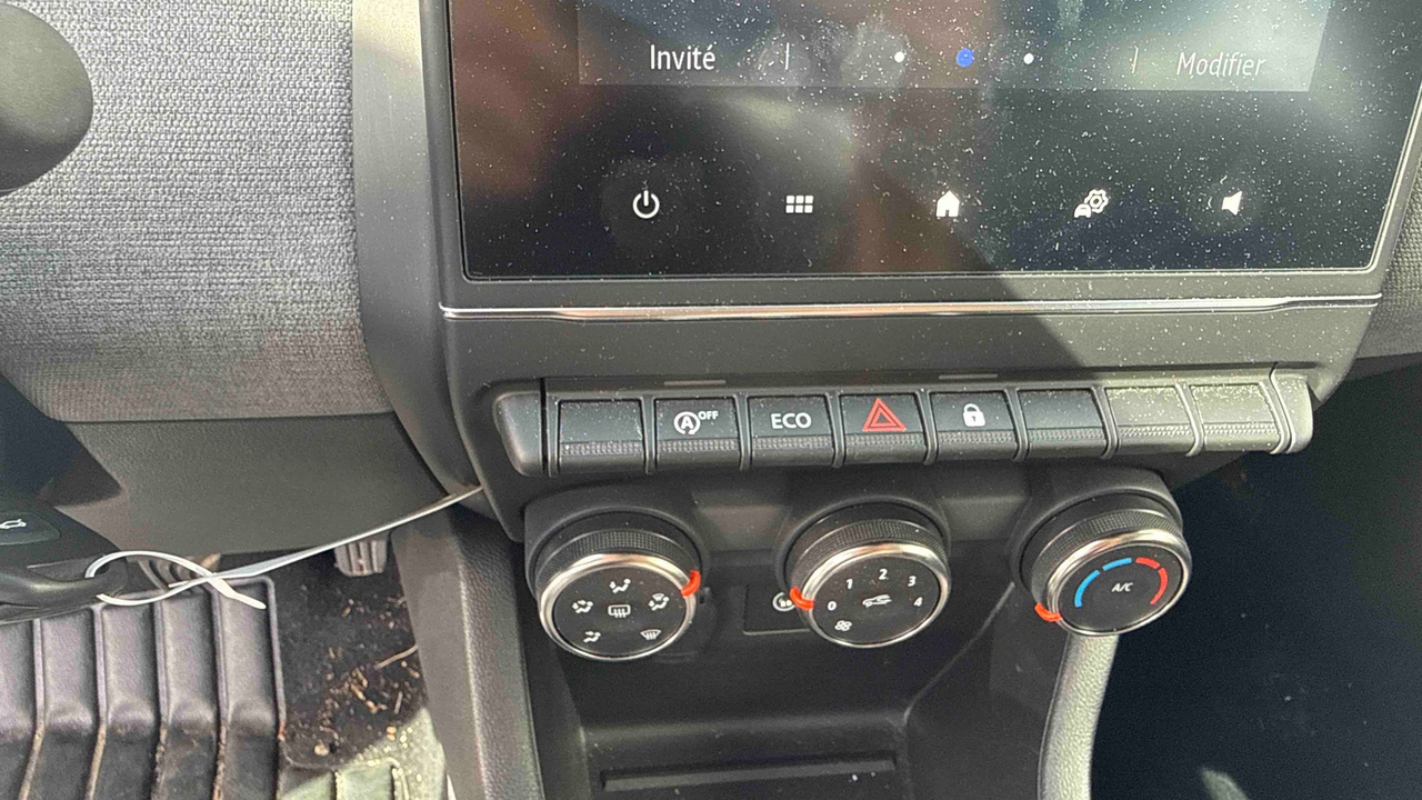 Renault Clio TCe 90 ch GSR2 — photo 17